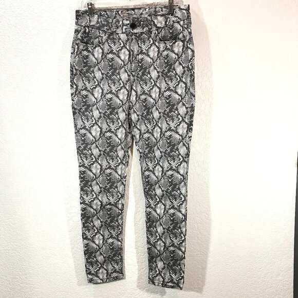 🌷Seven7 Tummyless HighRise Skinny Pant - Picture 1 of 7